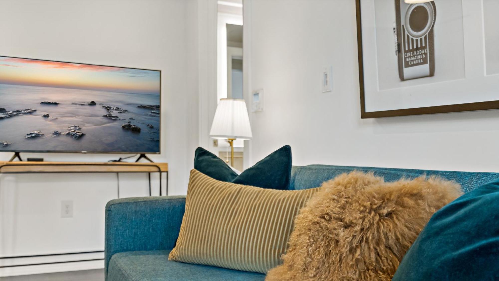 Pure Voyage Shaw Aparthotel วอชิงตัน ภายนอก รูปภาพ